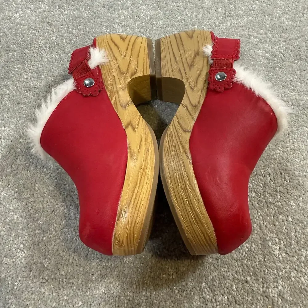 Gymboree Girls Sz‎ 13 Alpine Sweetie Clogs Red Wood Fur Trim Valentines Cottage